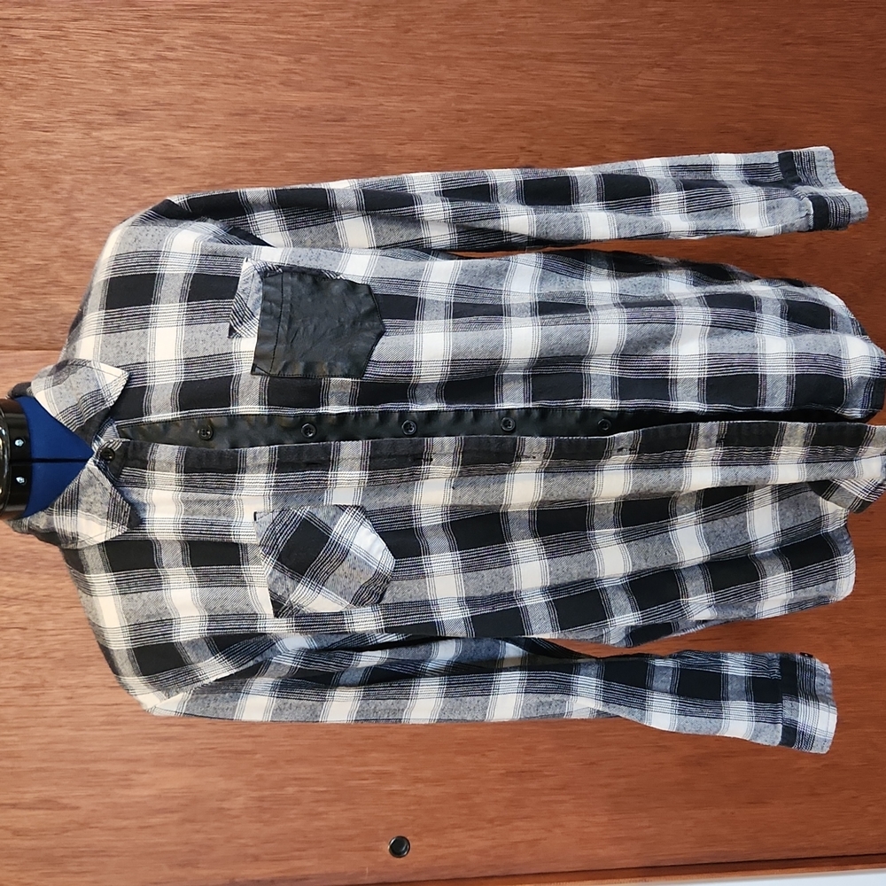Volcom black white flannel with faux leather